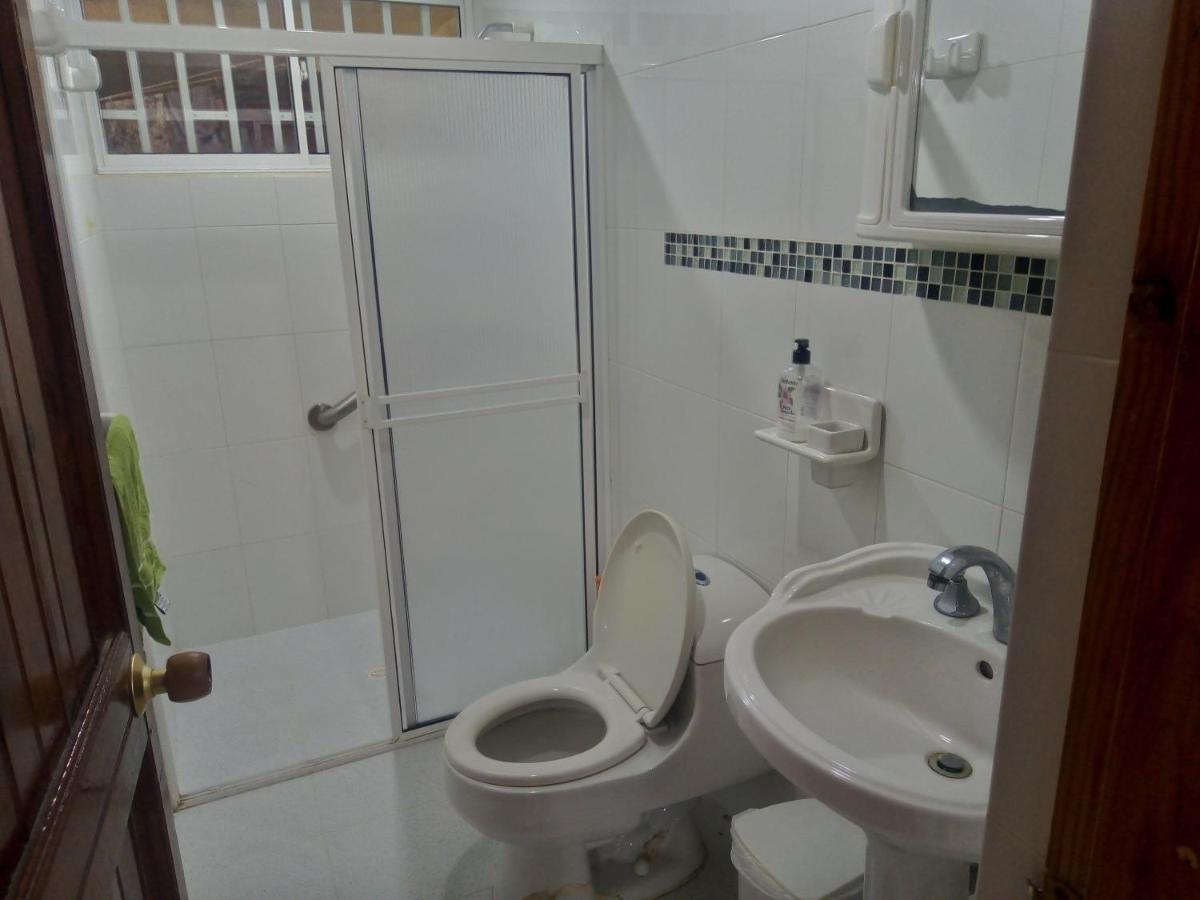 Hostal Green Bay Сан-Андрес Экстерьер фото